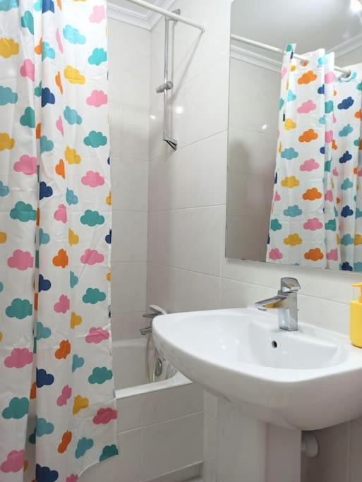 شقة Bajo Con Jardin Privado سانتاندر المظهر الخارجي الصورة